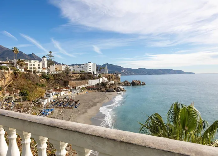 Palmeras 6 Vacacional * Nerja