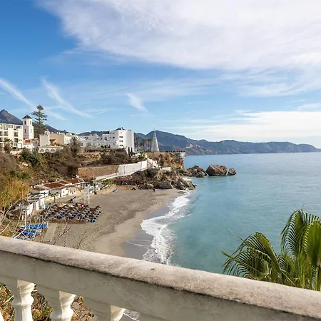 Palmeras 6 Vacacional * Nerja